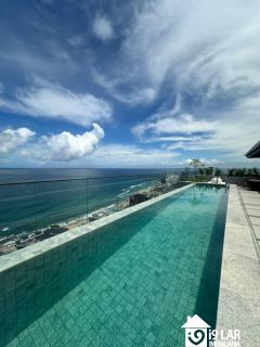 Apartamento 2 suítes na Barra com vista mar, andar alto e 2 vagas no Signature