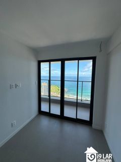 Apartamento 2 suítes na Barra com vista mar, andar alto e 2 vagas no Signature