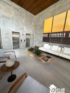 Apartamento 2 suítes na Barra com vista mar, andar alto e 2 vagas no Signature