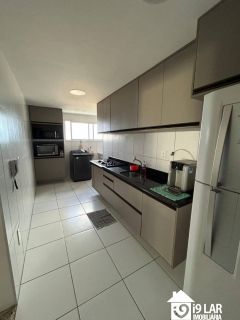 Apartamento 3/4 em Armação com 109m², 2 suítes e 3 vagas no Residencial Bahia Mar