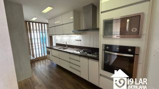 Alto padrão em Patamares: 155m², 3 suítes, vista mar e 3 vagas no Paradiso Reale
