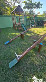 Casa 4/4 em condomínio fechado em Piatã, 374m², piscina, energia solar e 4 vagas