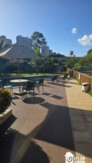 Casa 4/4 em condomínio fechado em Piatã, 374m², piscina, energia solar e 4 vagas