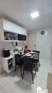 Casa 4/4 em condomínio fechado em Piatã, 374m², piscina, energia solar e 4 vagas