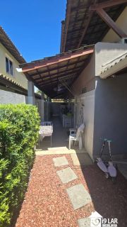 Casa 4/4 em condomínio fechado em Piatã, 374m², piscina, energia solar e 4 vagas