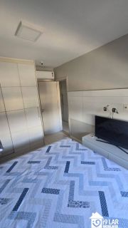 Casa 4/4 em condomínio fechado em Piatã, 374m², piscina, energia solar e 4 vagas