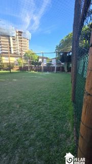 Casa 4/4 em condomínio fechado em Piatã, 374m², piscina, energia solar e 4 vagas