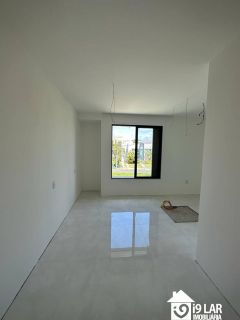 Casa moderna 4 suítes no Alphaville Litoral Norte 1, 280m², pé-direito duplo e área gourmet integrada