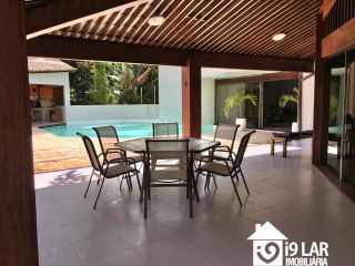 Casa 6/4 no Encontro das Águas com 900m² construídos, terreno de 5.400m², área verde e lazer completo