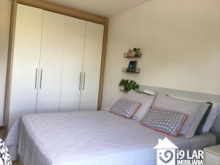 Casa 6/4 no Encontro das Águas com 900m² construídos, terreno de 5.400m², área verde e lazer completo