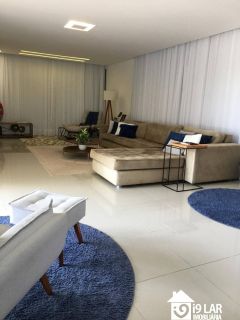 Casa 6/4 no Encontro das Águas com 900m² construídos, terreno de 5.400m², área verde e lazer completo