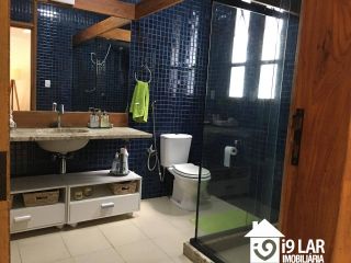 Casa 6/4 no Encontro das Águas com 900m² construídos, terreno de 5.400m², área verde e lazer completo