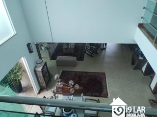 Casa 6 suítes em Busca Vida, 480m², terreno de 1.000m², energia solar e acesso à praia