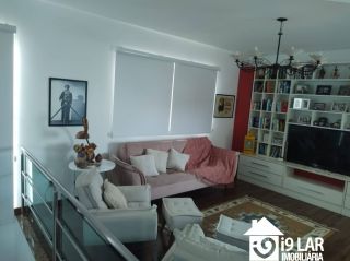 Casa 6 suítes em Busca Vida, 480m², terreno de 1.000m², energia solar e acesso à praia