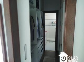 Casa 6 suítes em Busca Vida, 480m², terreno de 1.000m², energia solar e acesso à praia