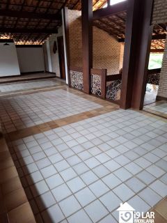 Casa 5 suítes em Piatã, 460m², condomínio Águas do Jaguaribe, área de lazer completa