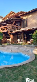 Casa 5 suítes em Piatã, 460m², condomínio Águas do Jaguaribe, área de lazer completa
