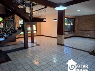 Casa 5 suítes em Piatã, 460m², condomínio Águas do Jaguaribe, área de lazer completa