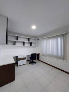 Casa para VENDA na Priscila Dultra  em Lauro de Freitas/BA