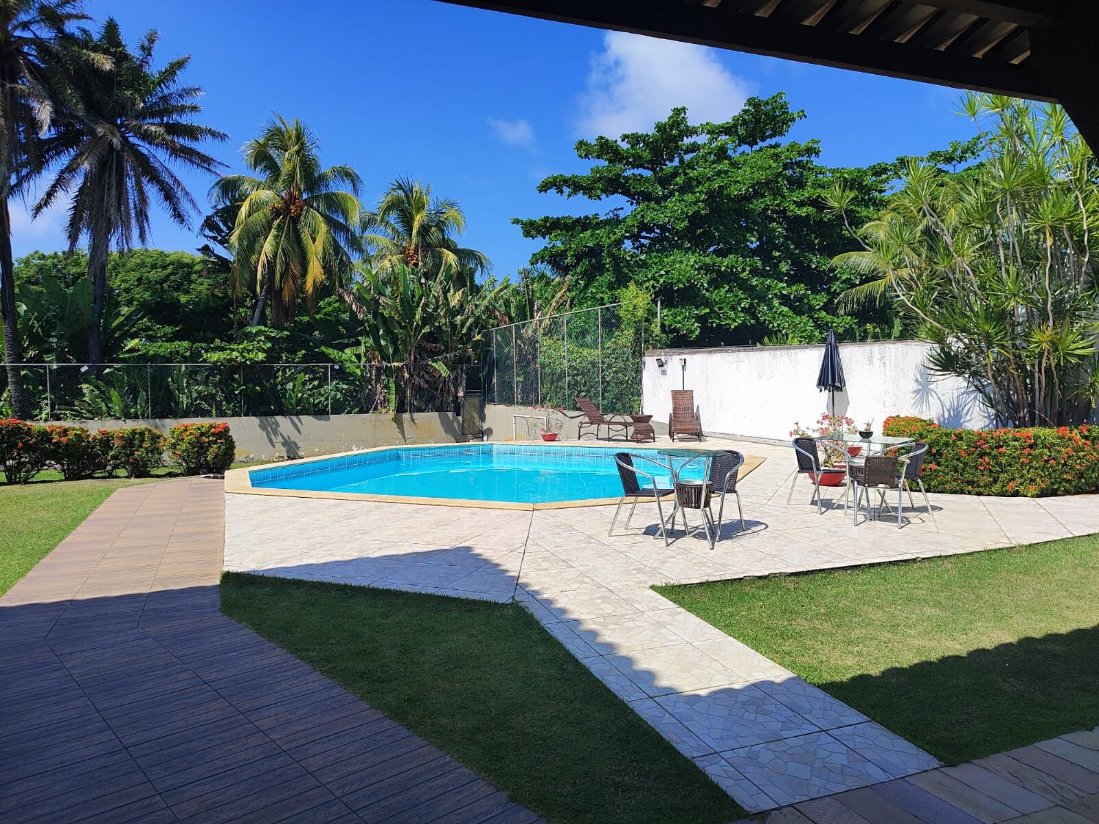 Casa na Av. Praia de Guarapari