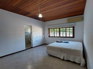 Casa para alugar no bairro Estrada do Coco em Lauro de Freitas/BA