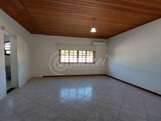 Casa para alugar no bairro Estrada do Coco em Lauro de Freitas/BA