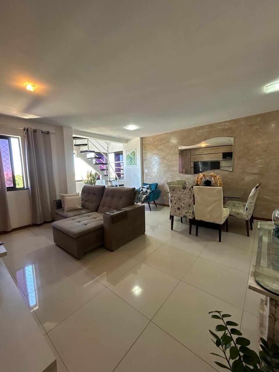 Apartamento à venda no bairro Pitangueiras em Lauro de Freitas/BA