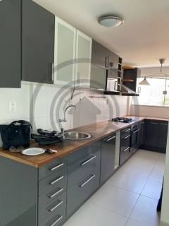 Apartamento à venda no bairro BURAQUINHO em Lauro de Freitas/BA