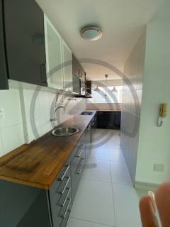 Apartamento à venda no bairro BURAQUINHO em Lauro de Freitas/BA