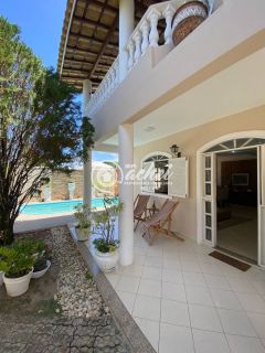 Casa 4/4 nascente em Buraquinho para locação