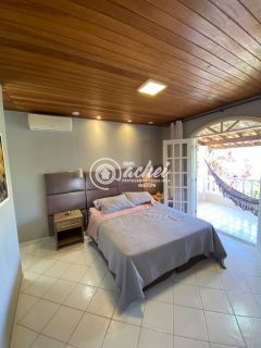 Casa 4/4 nascente em Buraquinho para locação