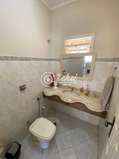 Casa 4/4 nascente em Buraquinho para locação