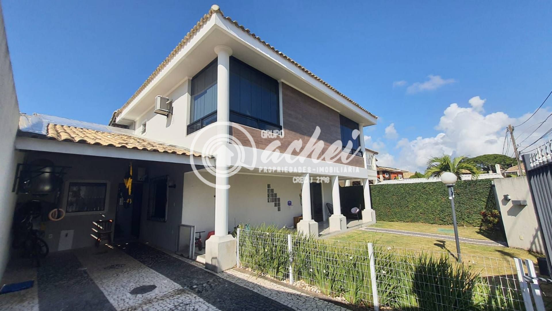 Casa de condomínio 4/4 nascente à venda na Av. Priscila Dutra