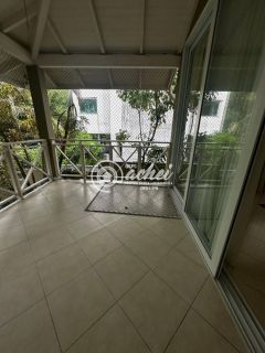 Casa com 4/4 - sendo 03 suítes no Condomínio Vilas do Bosque