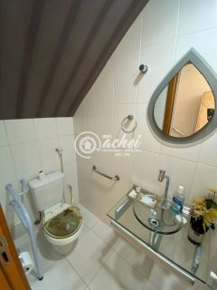 Casa de Condomínio 4/4 à venda na Av. Luiz Tarquínio