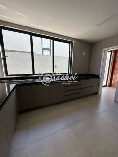 Casa 4/4 para locação no Alphaville Litoral Norte 1