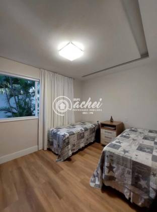 Casa de condomínio 4/4 para locação em Buraquinho