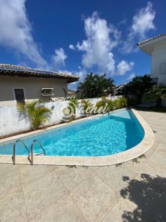 Casa de Condomínio 4/4 à venda na Av. Priscila Dutra