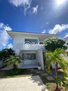 Casa de Condomínio 4/4 à venda na Av. Priscila Dutra