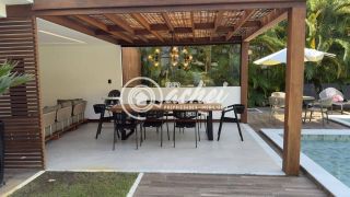 Mansão com 4 suítes mobiliada para locação em Busca Vida