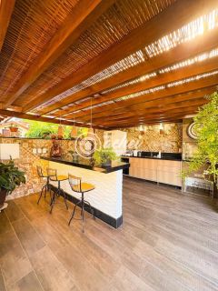 Casa de Condomínio 4/4 com energia solar na Priscila Dutra
