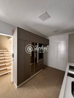 Casa de Condomínio 4/4 à venda em Buraquinho