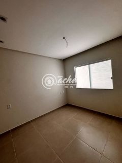 Casa de Condomínio 4/4 à venda em Buraquinho