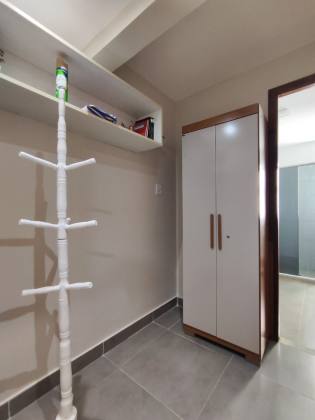 Apartamento Para Alugar com 2 quartos no bairro Vilas do Atlântico em Lauro De Freitas 
