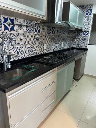 Apartamento 2/4 para locação no Parque Jockey Clube