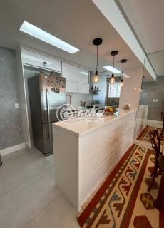 Apartamento 3/4 nascente com planejados e ar-condicionado à venda em Pitangueiras