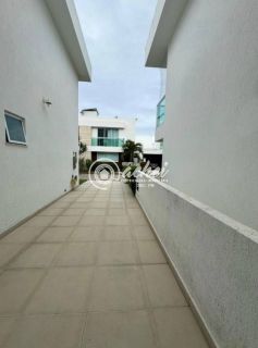 Casa 4/4 nascente com energia solar à venda no Condomínio Foz do Joanes