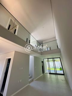 Casa 4/4 no Condomínio Vila Florença à venda