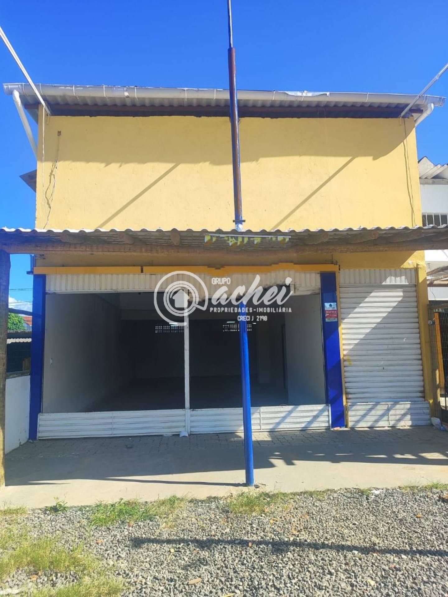 Loja na esdrada do côco, Abrantes.