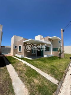 Casa de Condomínio 2/4 reformada à venda em Busca Vida